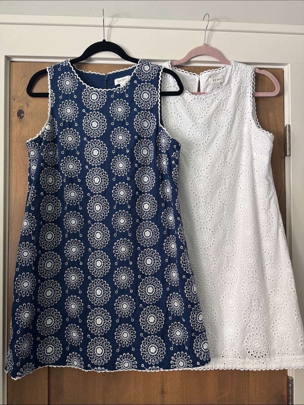 2 Eyelet Mini Shift dresses Womens M Blue White Cotton Embroidery Floral Beach